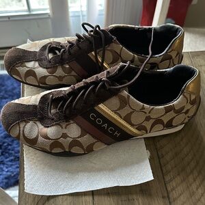 Coach Brown & Gold Signature Logo Low-Top Sneakers
